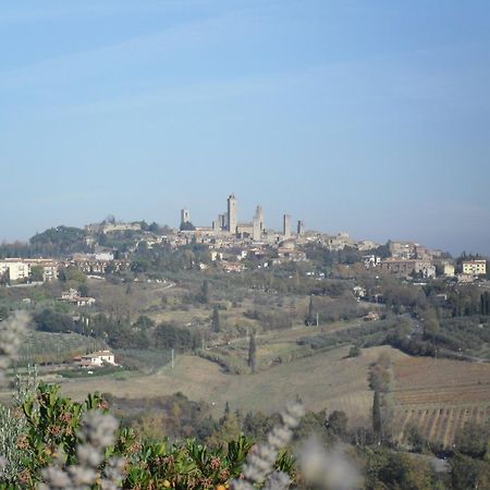 Agriturismo Il Casolare Di Bucciano Сан Джиминяно Екстериор снимка