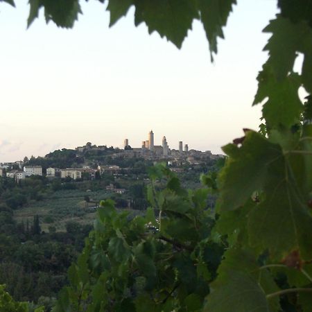 Agriturismo Il Casolare Di Bucciano Сан Джиминяно Екстериор снимка
